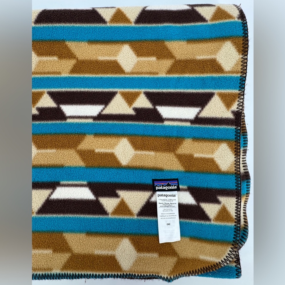 Rare! Patagonia Guatamalan Tango Fleece 72x59 Blanket from Spring 2015